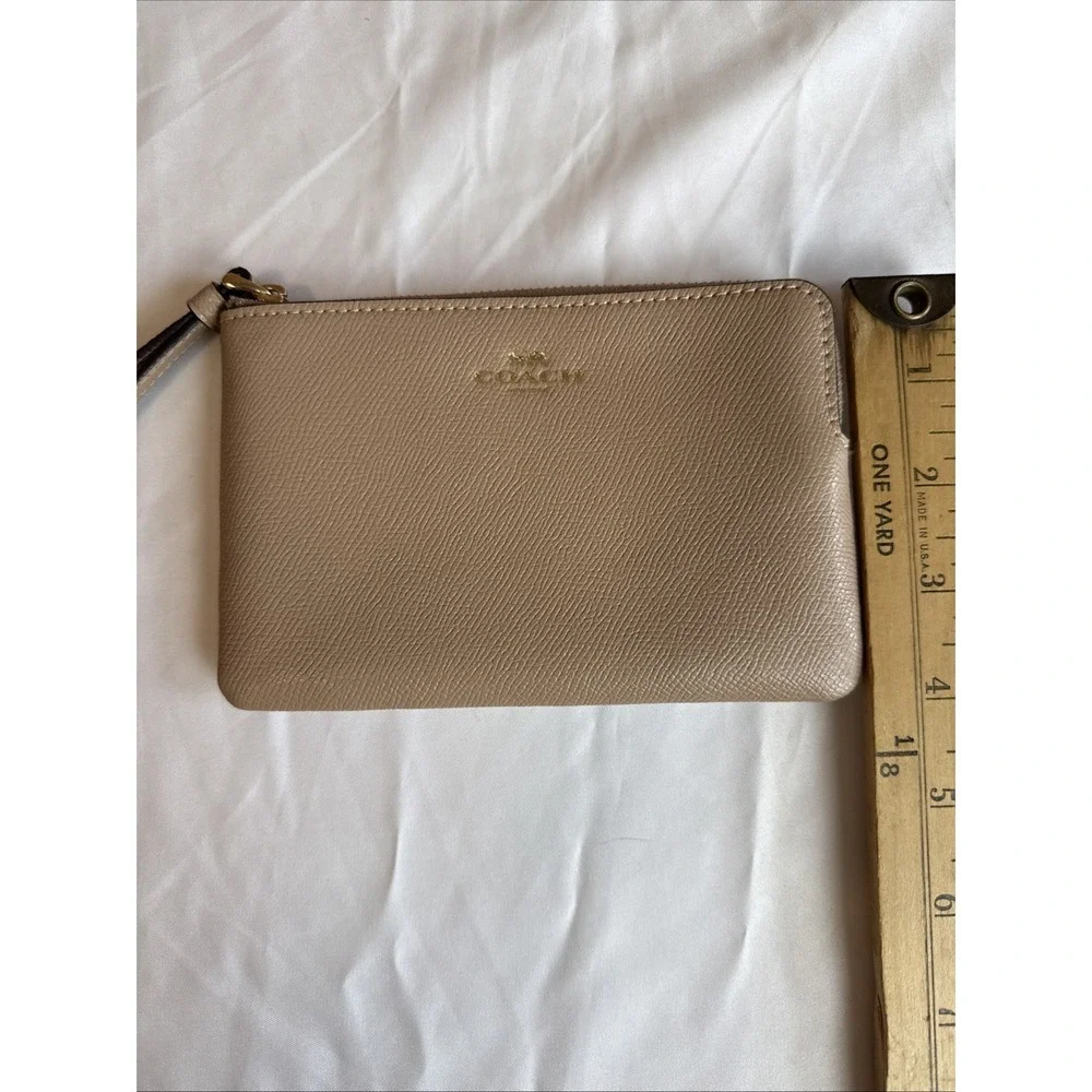 Coach Corner Zip Wristlet Wallet Gold/ Taupe - Great‎ Condition